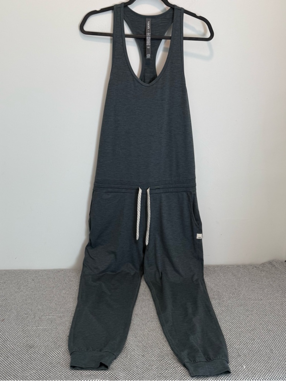 Vuori lux jumpsuit size S - Picture 2 of 14